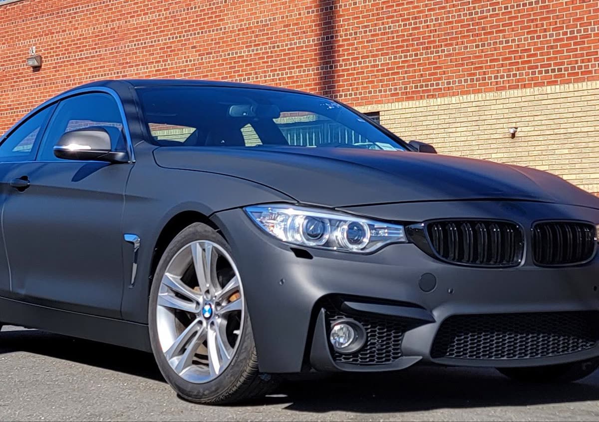 BMW Full Wrap in Matt Black